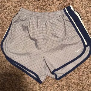 Nike running shorts size xs